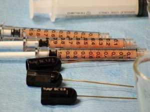 English: Syringes used in Facial Fat Transfer Cosmetic Surgery Procedure performed by Dr. Amir Karam (Photo credit: Wikimedia)
